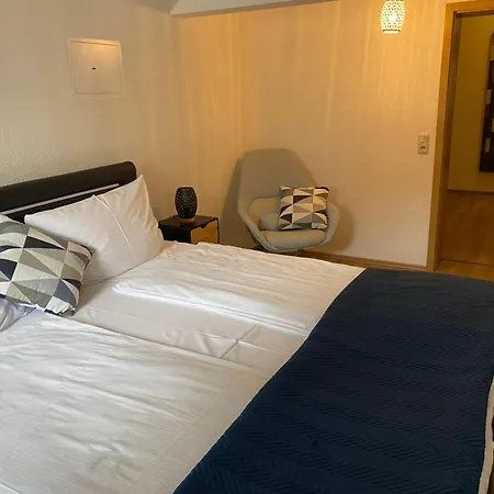 J22 - Fullhouse - - Fussgaengerzone - Netflix *