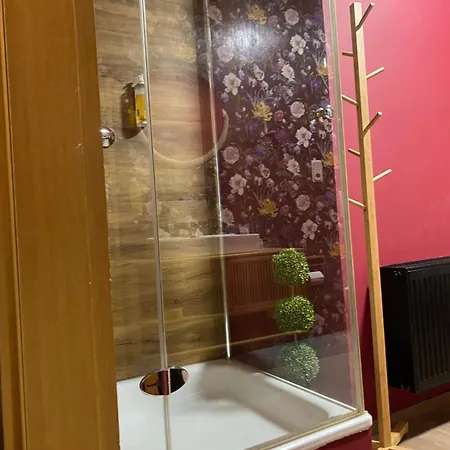 J22 - Fullhouse - - Fussgaengerzone - Netflix * Eisenach