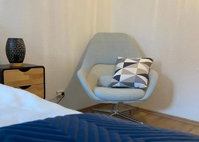 J22 - Fullhouse - - Fussgaengerzone - Netflix