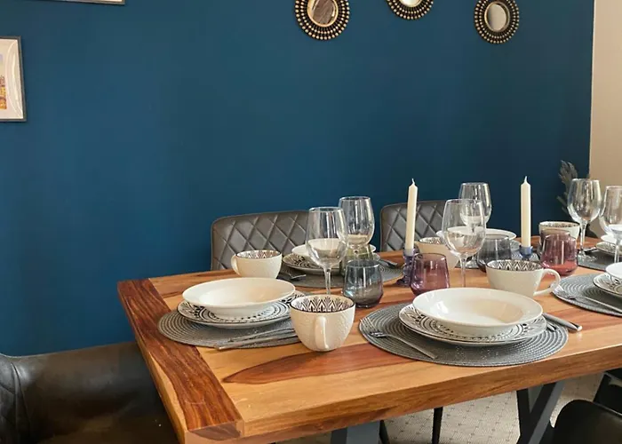 J22 - Fullhouse - - Fussgaengerzone - Netflix 아파트 *