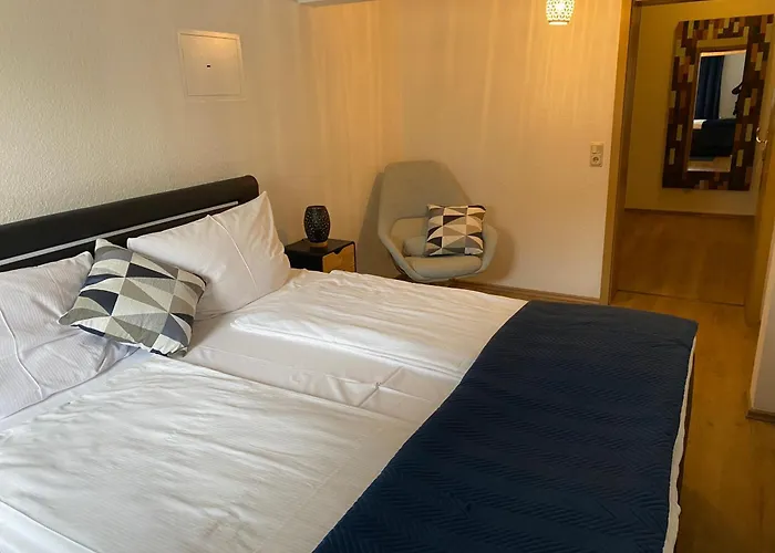 J22 - Fullhouse - - Fussgaengerzone - Netflix *