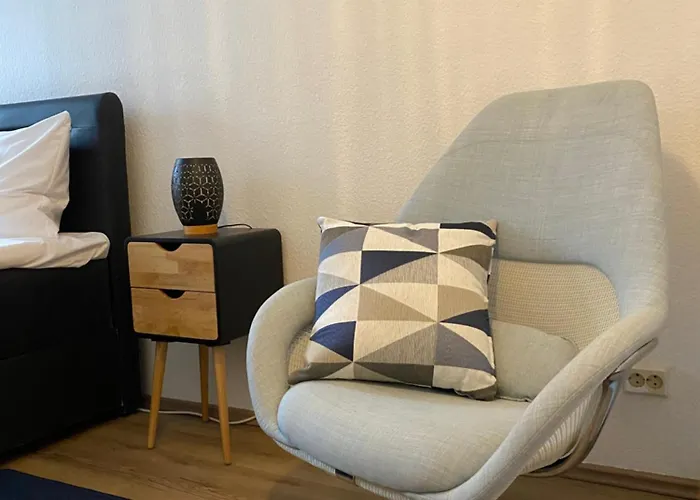 J22 - Fullhouse - - Fussgaengerzone - Netflix Eisenach