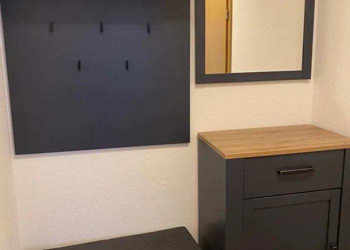 J22 - Fullhouse - - Fussgaengerzone - Netflix