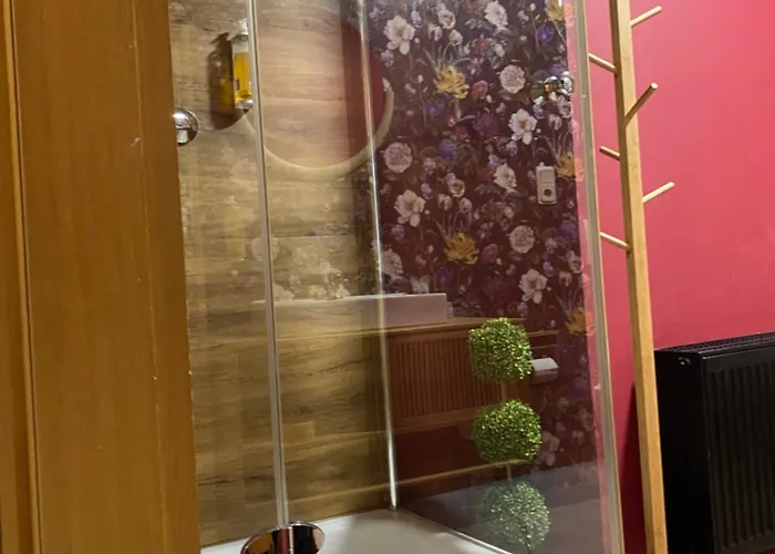 J22 - Fullhouse - - Fussgaengerzone - Netflix * Eisenach