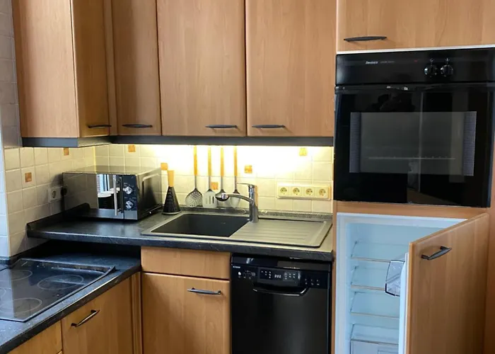 J22 - Fullhouse - - Fussgaengerzone - Netflix * Eisenach